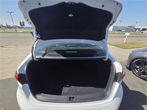 Used 2023 Toyota Corolla LE FWD image 9