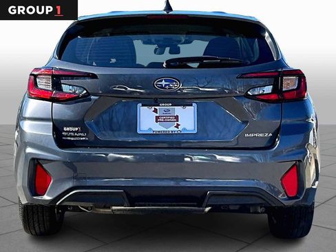 Used 2025 Subaru Impreza 2.0i image 4
