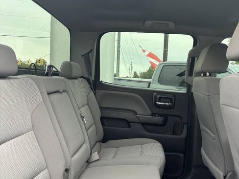 Used 2017 Chevrolet Silverado 2500 W/T AWD/4WD image 7