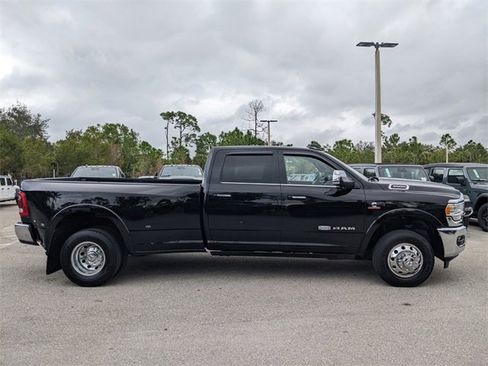 Certified 2022 RAM 3500 Limited image 3