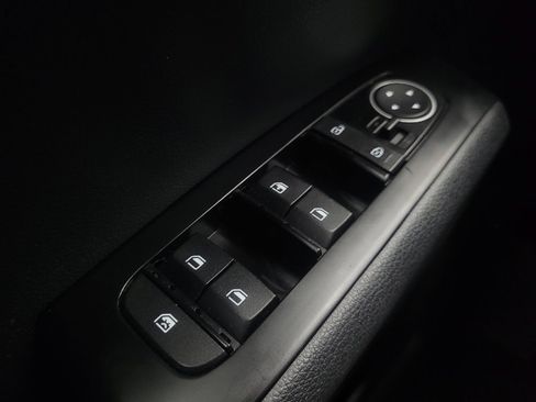 Used 2020 Kia Soul S FWD image 27