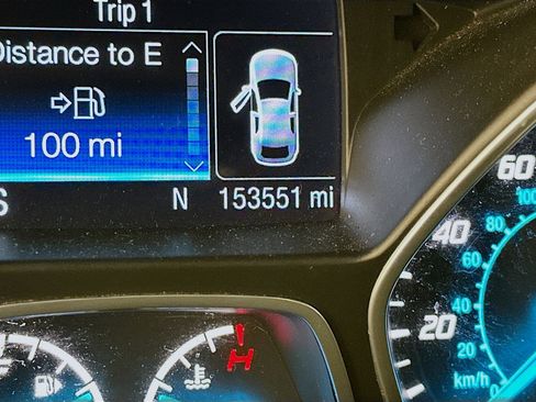 Used 2016 Ford Escape SE w/ Equipment Group 201A AWD/4WD image 19