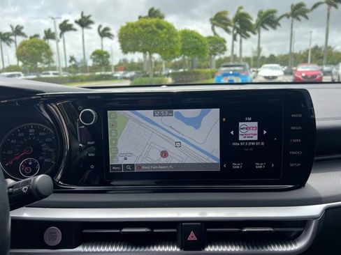 Used 2024 Kia K5 GT w/ GT1 Package image 40