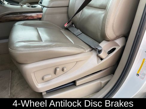 Used 2018 GMC Yukon XL SLT image 14