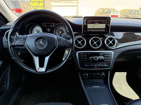 Used 2015 Mercedes-Benz GLA 250 4MATIC image 14