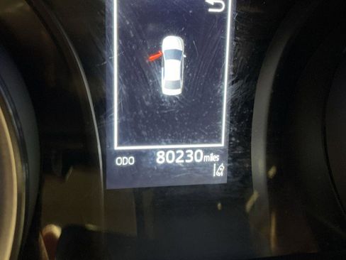 Used 2022 Toyota Camry SE w/ Convenience Package FWD image 15