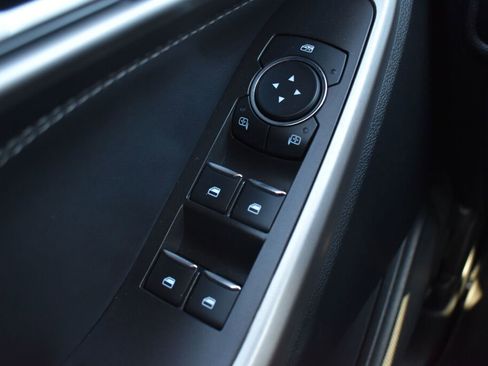 Used 2023 Ford Explorer XLT w/ Equipment Group 202A image 15