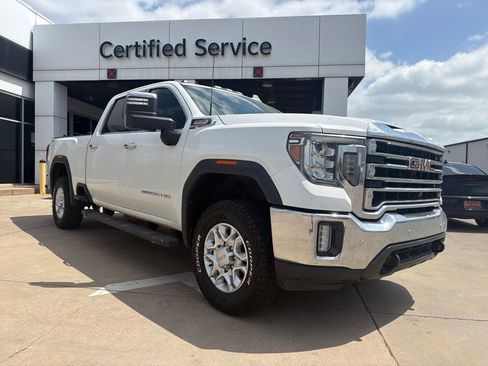Used 2020 GMC Sierra 2500 SLT w/ Technology Package AWD/4WD image 1