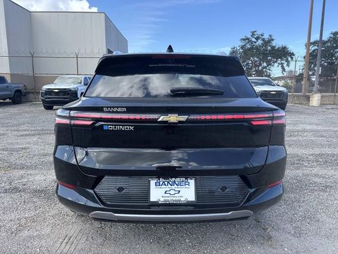 New 2025 Chevrolet Equinox EV LT w/ Convenience Package II image 6