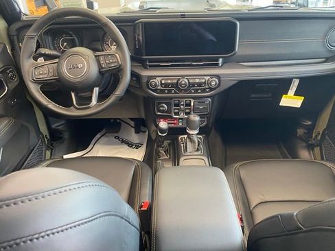 New 2025 Jeep Wrangler Unlimited Rubicon 392 image 36