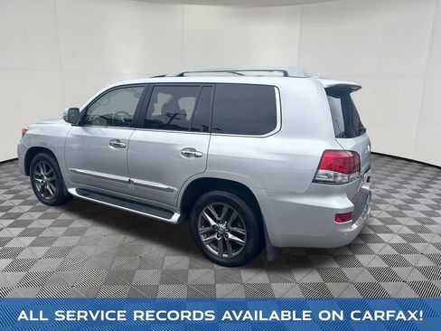 Used 2014 Lexus LX 570 4WD image 3