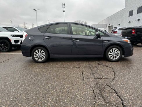 Used 2015 Toyota Prius Prime image 10