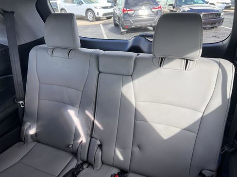 Used 2016 Honda Pilot EX-L image 38