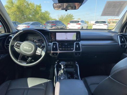 Used 2022 Kia Sorento S w/ Panoramic Sunroof Package image 15