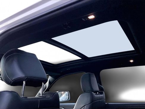 Certified 2023 RAM 1500 Laramie image 16