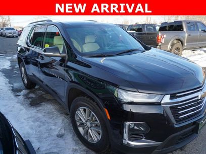 Used 2022 Chevrolet Traverse LT