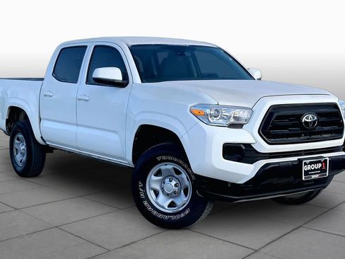 Used 2023 Toyota Tacoma SR AWD/4WD image 3