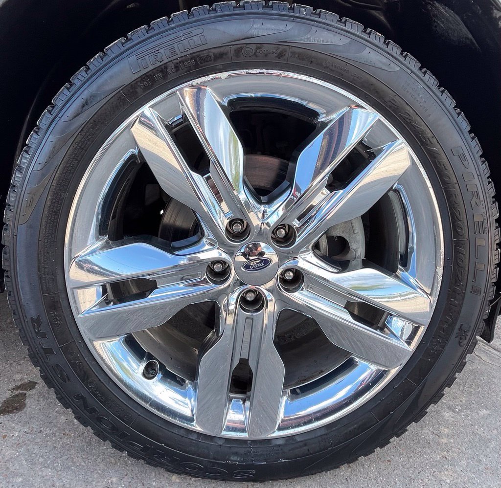 Used 2011 Ford Edge Limited w/ 301A Rapid Spec Order Code FWD image 12