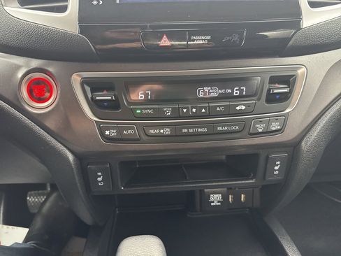 Used 2017 Honda Pilot EX-L image 24