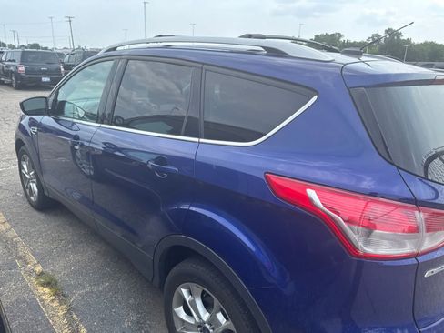 Used 2016 Ford Escape Titanium w/ Equipment Group 301A AWD/4WD image 18