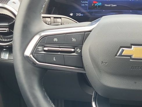 Certified 2025 Chevrolet Equinox LT w/ Safety and Technology Package FWD image 26