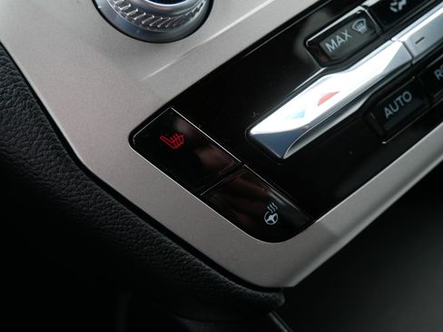 Used 2023 Ford Explorer XLT w/ Equipment Group 202A image 39