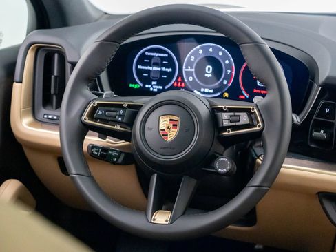 New 2026 Porsche Cayenne AWD/4WD image 12
