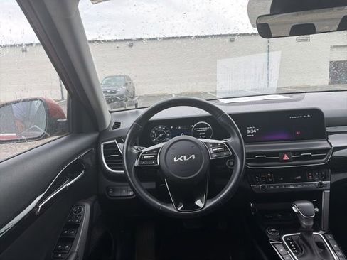 Used 2024 Kia Seltos S AWD/4WD image 10