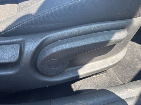 Used 2018 Hyundai Elantra GT w/ Style Package 02 image 36