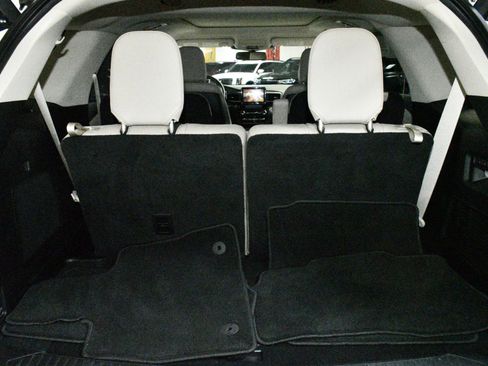 Used 2020 Ford Explorer Limited w/ Class III Trailer Tow Package image 95