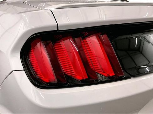 Used 2015 Ford Mustang GT Premium w/ Equipment Group 401A RWD image 28