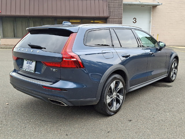 Used 2020 Volvo V60 T5 Cross Country w/ Protection Package Premier AWD/4WD image 11