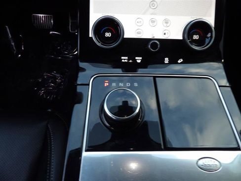 Used 2020 Land Rover Range Rover Velar R-Dynamic S image 18
