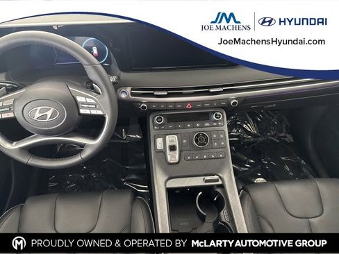 Certified 2025 Hyundai Palisade Limited image 26
