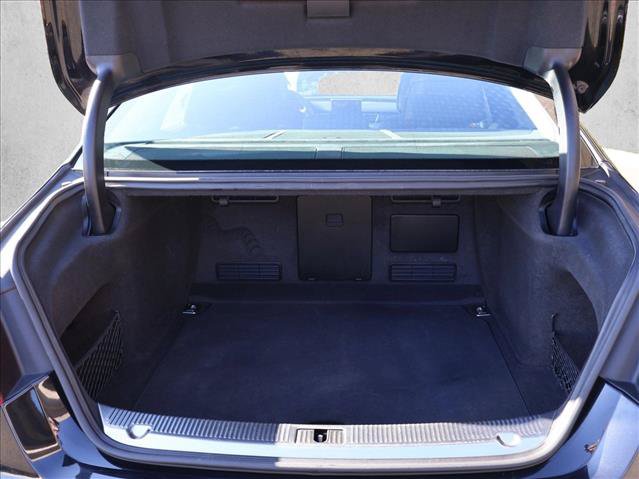 Used 2011 Audi A8 4.2 w/ Driver Assistance Pkg AWD/4WD image 7