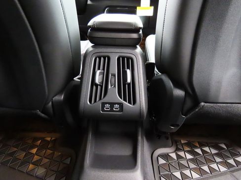 New 2025 BMW X1 xDrive28i w/ Premium Package image 17