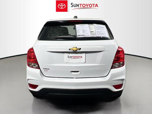 Used 2018 Chevrolet Trax LS image 5