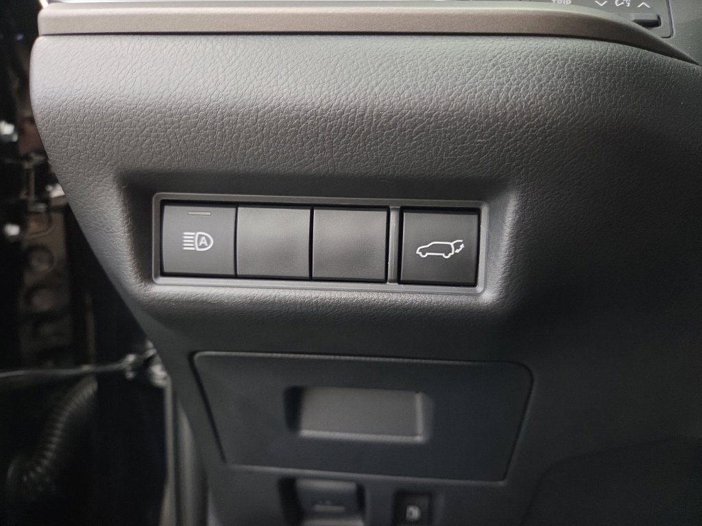 Used 2026 Toyota Grand Highlander AWD Hybrid image 32