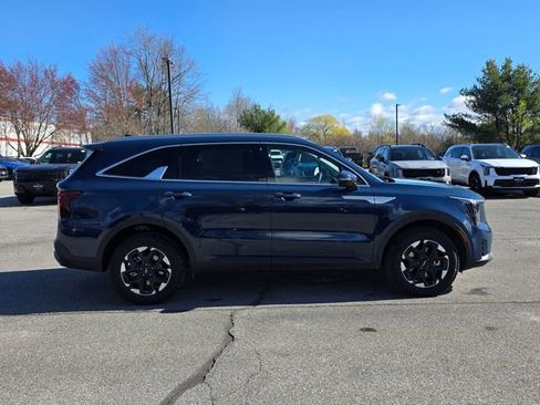 New 2026 Kia Sorento S w/ S Panoramic Sunroof Package AWD/4WD image 8