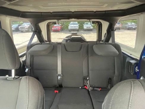 Used 2019 Jeep Wrangler Unlimited Sport S AWD/4WD image 11