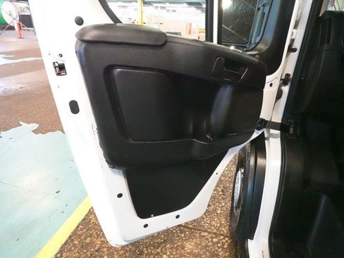 Used 2023 RAM ProMaster 3500 w/ Lane Management Group FWD image 20