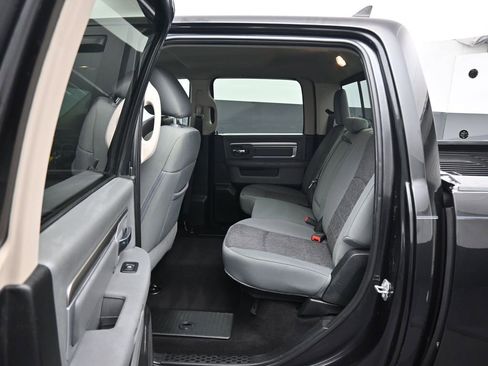 Used 2018 RAM 1500 Big Horn image 30