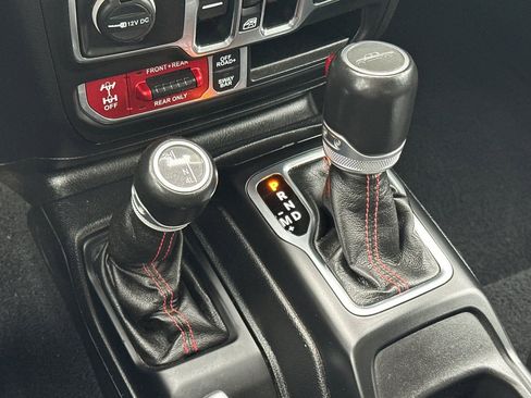 Used 2020 Jeep Gladiator Rubicon AWD/4WD image 21