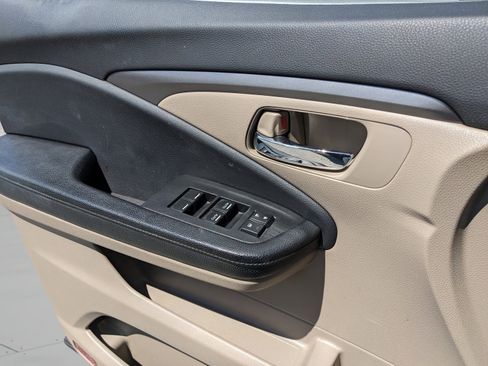 Used 2018 Honda Pilot EX-L image 22