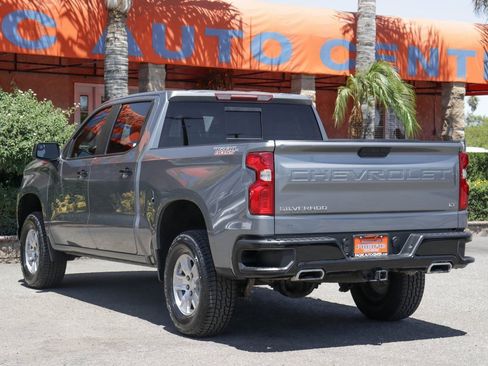 Used 2021 Chevrolet Silverado 1500 LT Trail Boss w/ Convenience Package II image 6