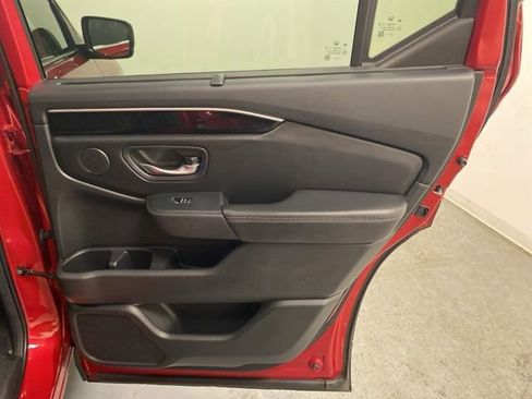 Used 2024 Honda Pilot Touring image 30