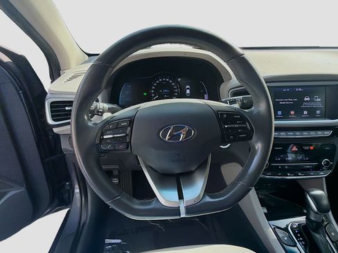 Used 2018 Hyundai Ioniq SEL FWD image 7
