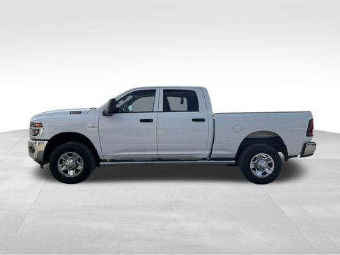 Used 2025 RAM 2500 Tradesman w/ Chrome Appearance Group AWD/4WD image 9