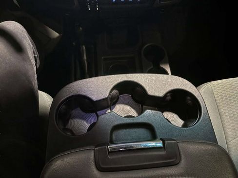 Used 2016 RAM 3500 Tradesman w/ Chrome Appearance Group image 28