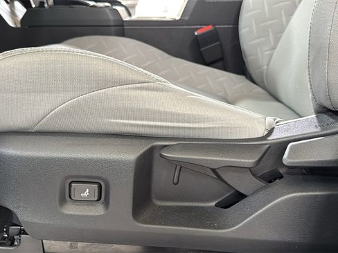 Certified 2025 Toyota Tacoma SR5 image 14